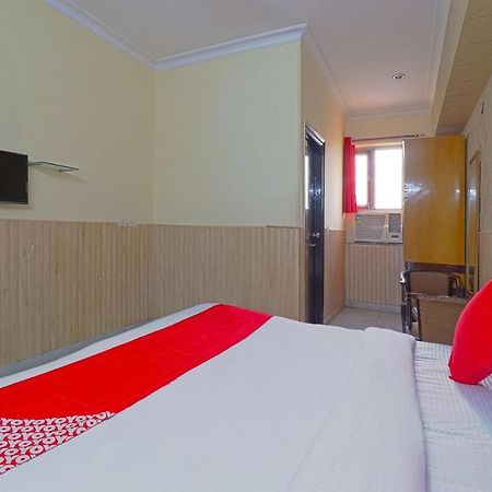 Oyo 834 Shree Balaji Hotel Faridabad Dış mekan fotoğraf
